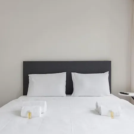 Urban Oasis With Queen Bed And View Be-24 *