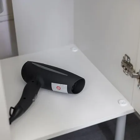 아파트 Urban Oasis With Queen Bed And View Be-24 취리히